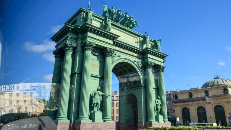 Narvska trijumfalna kapija u Sankt Peterburgu, šta obići u piteru, sankt peterburg
